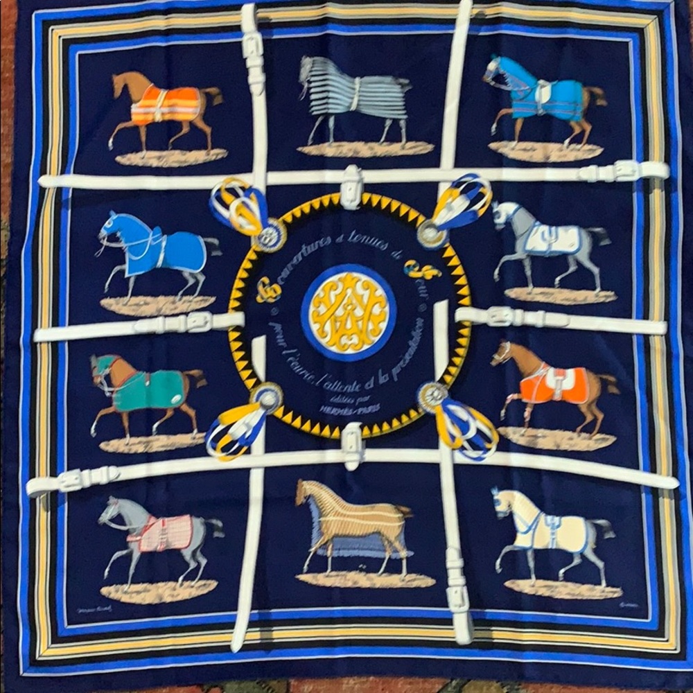 Hermes Scarf Couvertures et Tenues de jour